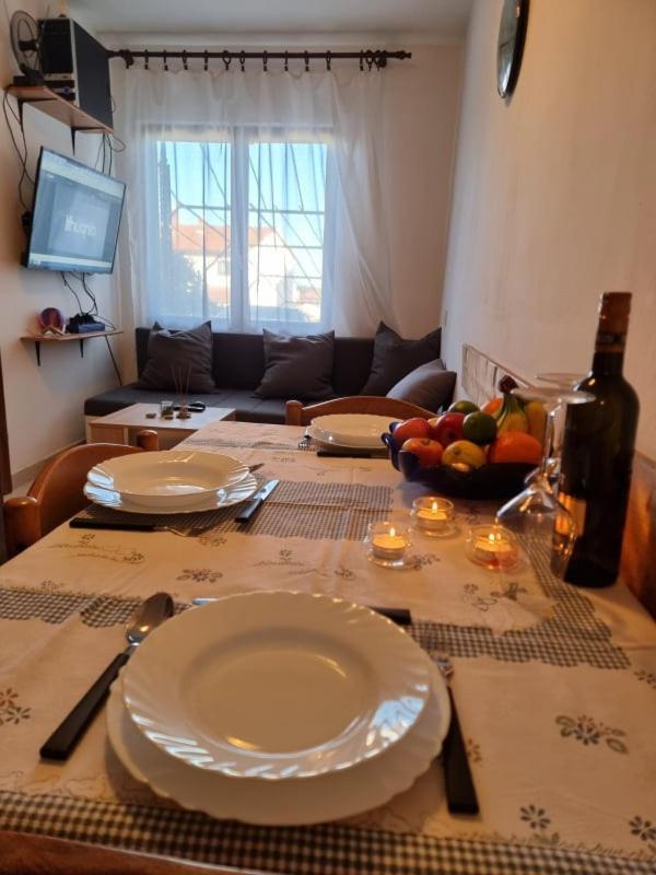 Apartmani Petra Pula Extérieur photo