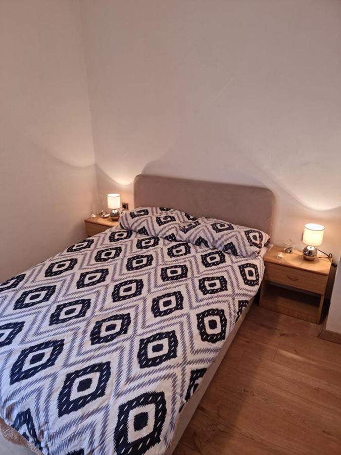 Apartmani Petra Pula Extérieur photo