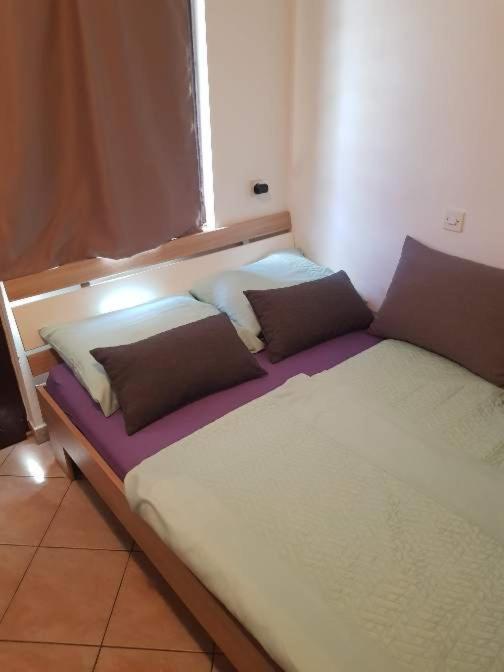 Apartmani Petra Pula Extérieur photo