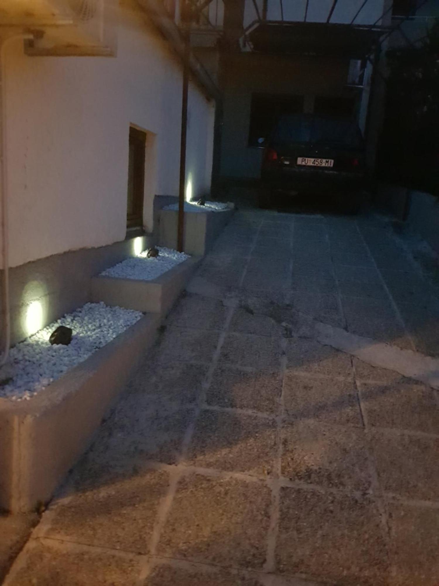 Apartmani Petra Pula Extérieur photo
